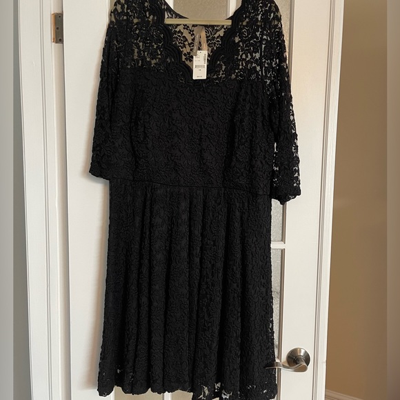 Black Lace Dress NWT - Picture 1 of 2
